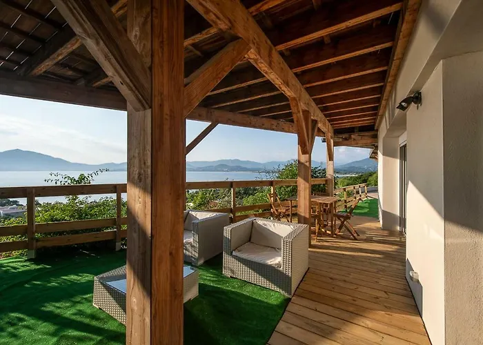 T2 Vue Sur Le Golfe D'ajaccio 波尔蒂乔